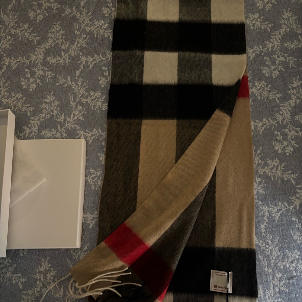 Checkered Wool Scarf